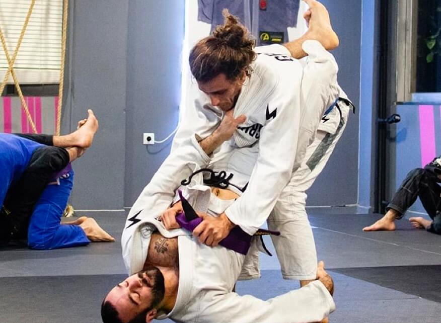 Luke Christoforou teacher & Jiu-jitsu champion plays Jiu-jitsu & talks about cbd & kannabis recovery